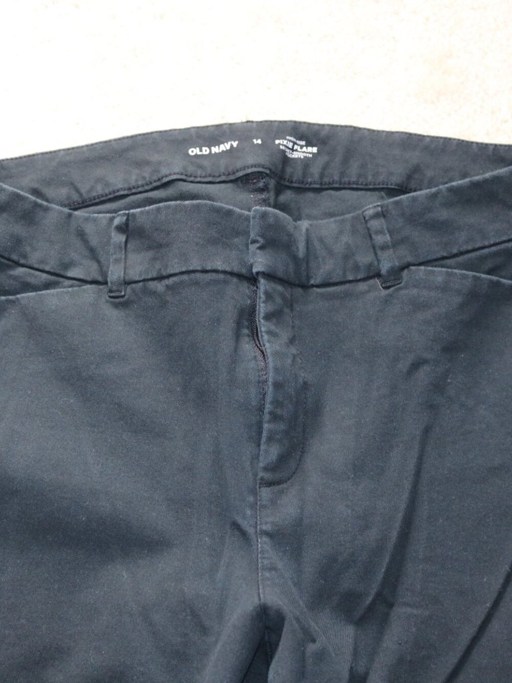 Old Navy Black Boot‑Flare Women's Pants - Picture 3 of 4